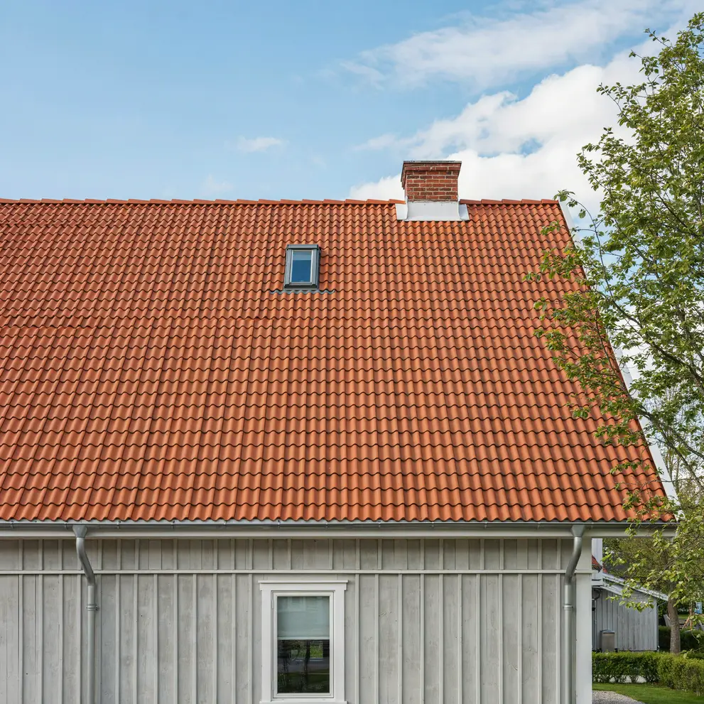 taklaggning takrenovering takbyten danderyd stockholm